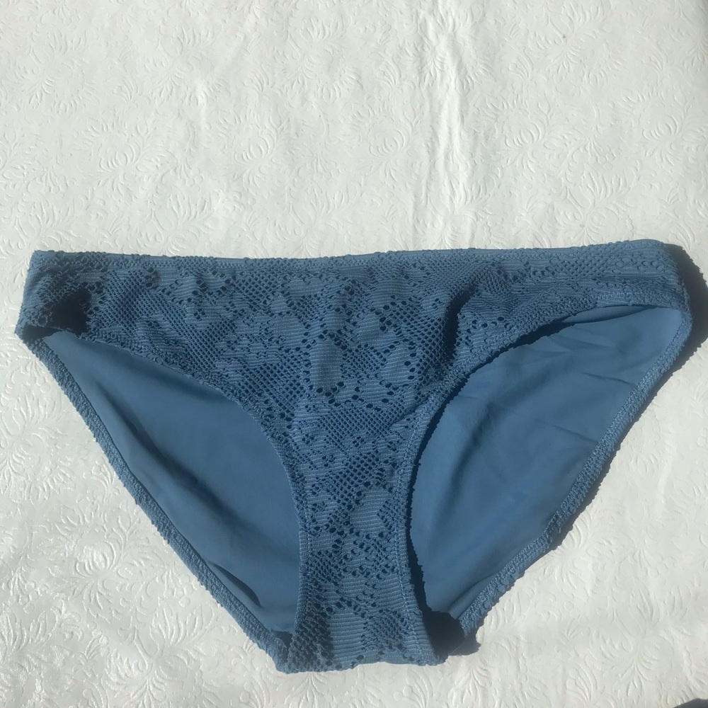 Aerie Swim Blue Lace Bikini Bottom Size Large - Picture 1 of 6